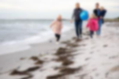 Feriecentret ligger 200 meter fra herlig sandstrand, som er perfekt til dejlige gåture og leg